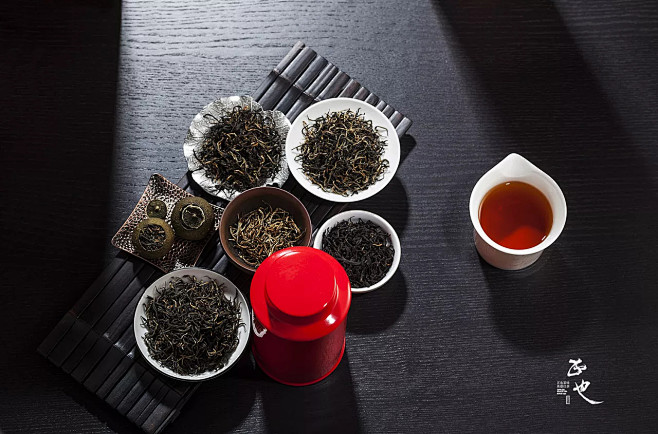 一人一茶一世界
